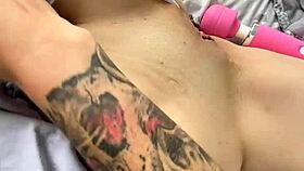 whoa, babe sneaks a hot masturbation sesh, pussy pulses after cumming hard 😈💦🔥