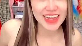 Wow these massive big tits bounce so sexy 😍🍈🔥