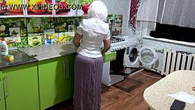 Old big ass granny built perfectly for intense anal pounding