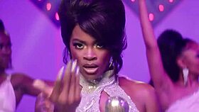 i love this cute beautiful music girl so much