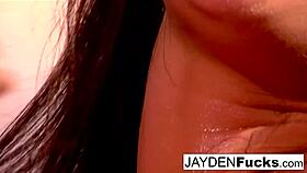 hey, ever seen taylor vixen and jayden jaymes devour each other's pussies?