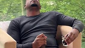 Pedreiro's Huge Cock Pounds Hot Boss Lady Raw on Construction Site