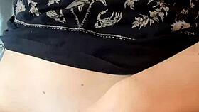 Neighbor Watches Miranielt Masturbate In Shower