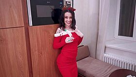 Christmas Anal Dildo Thrills Cute Ass Shaking Passionately!