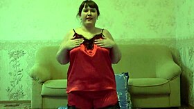 mature bbw strips satin shorts fingering huge pussy