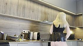 Hot College Girl's Tight Shaved Pussy in Steamy Casting