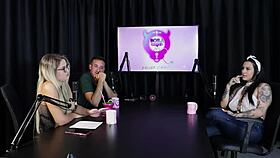 Lexi Mallett Craves Reverse Gangbang Fetish Explosion!