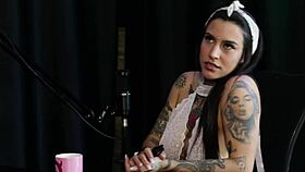 Lexi Mallett Craves Reverse Gangbang Fetish Explosion!