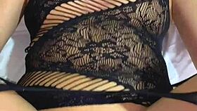 curvy latina girlfriend begs for hard pounding creampie in homemade bedroom romp