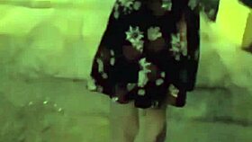 ay que caliente! subo al carro de mi novio pero... me toco sola y lo dejo con las ganas, callejero al maximo!