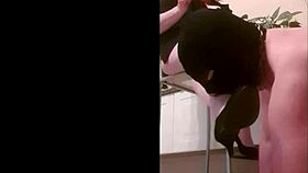 I humiliate my old slave with golden showers now