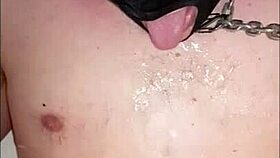 I humiliate my old slave with golden showers now