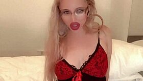 Findom goaldigger rocks white party with huge fetish vibes