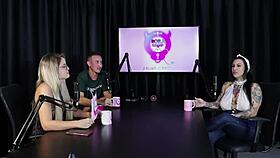 Lexi Mallett Craves Reverse Gangbang Fetish Explosion!