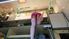 hidden cam catches hot 18 yo brunette slut upskirt pussy flash at work