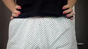 argentinian fitness model fingers perfect shaved pussy outdoors