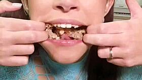 Hey i munch junk food then puke it everywhere for fetish fun