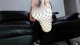 beautiful latina's smelly feet tease hard