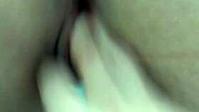 i crave fingers deep in ass and pussy