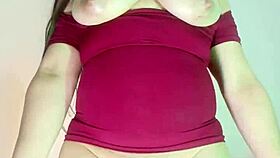 Giant Cameltoe Latina Mexican Milf Masturbates Dripping Pussy in Leggings