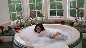 WOW! Thick Asian Beauty London Keyes Drilled Deep and Hard!