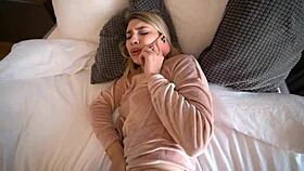 oh god, bro's pounding my tight pussy while i chat with boyfriend on phone!