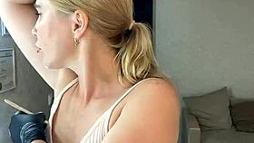 Sugarnadya’s Armpit Fetish: Waxing Gorgeous Arms So Horny?