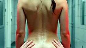 young babe enjoys sensual ass massage session