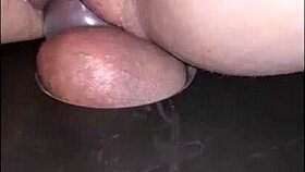 brazilian hottie metendo gostoso dancing at night club