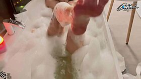 oh milf, your bath orgasm looks so fucking hot
