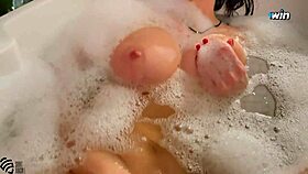 oh milf, your bath orgasm looks so fucking hot