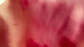 Hey horny iranian babe fingers her curvy body solo at home