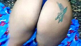 Horny beach milf gets facial from stranger after sunscreen rub