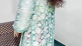 Punjabi sardarni takes anal doggystyle dirty talk!