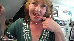 dawnskye1962 horny curvy big ass tits panty tease spread