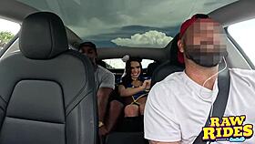 want cute brunette chun-li cosplayer to fuck bbc in uber facial?