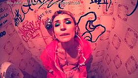 i plug bia roman's hot tattooed latina ass outdoors