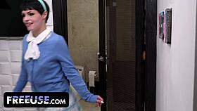 Homeless goth girl turns preppy cockslut after one filthy shower deepthroat pounding