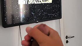 oh man, i shot my load tributing this classy redhead bimbo bombshell... regretted it right after cumming so hard