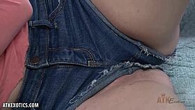 veronica valentine fingers skinny wet pussy boldly flashing cute braces nonstop