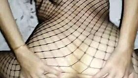 hammering skinny milf pussy in bathroom then savage bed anal