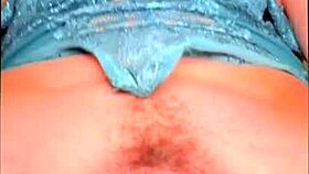 come worship my big black cock in this hotel room