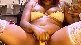 Ugly milf squirts wildly first time masturbating with huge dildo! 💦