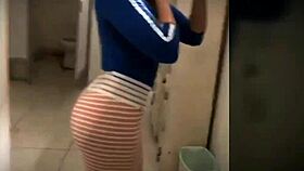 peruvian webcam slut's big ass begs for monster cock