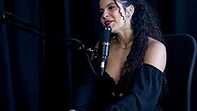 Sweet Karolzinha dances sensual then craves trail fuck?