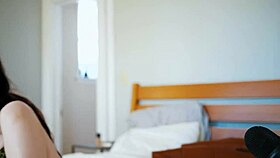 whoa she's gonna cum so freaking hard watch this