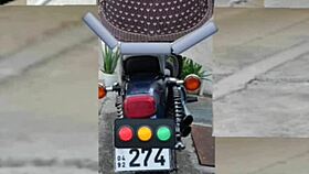 zea812 shakes sexy trans ass in homemade amateur crossdressing clip