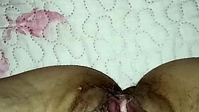 Gretala flashes open pussy while he snores 😏👀