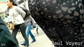 whoa that curvy ass fills those leggings