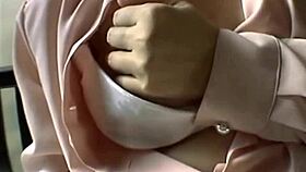 watch me toy my hairy pussy hard with this vibrator till i cum